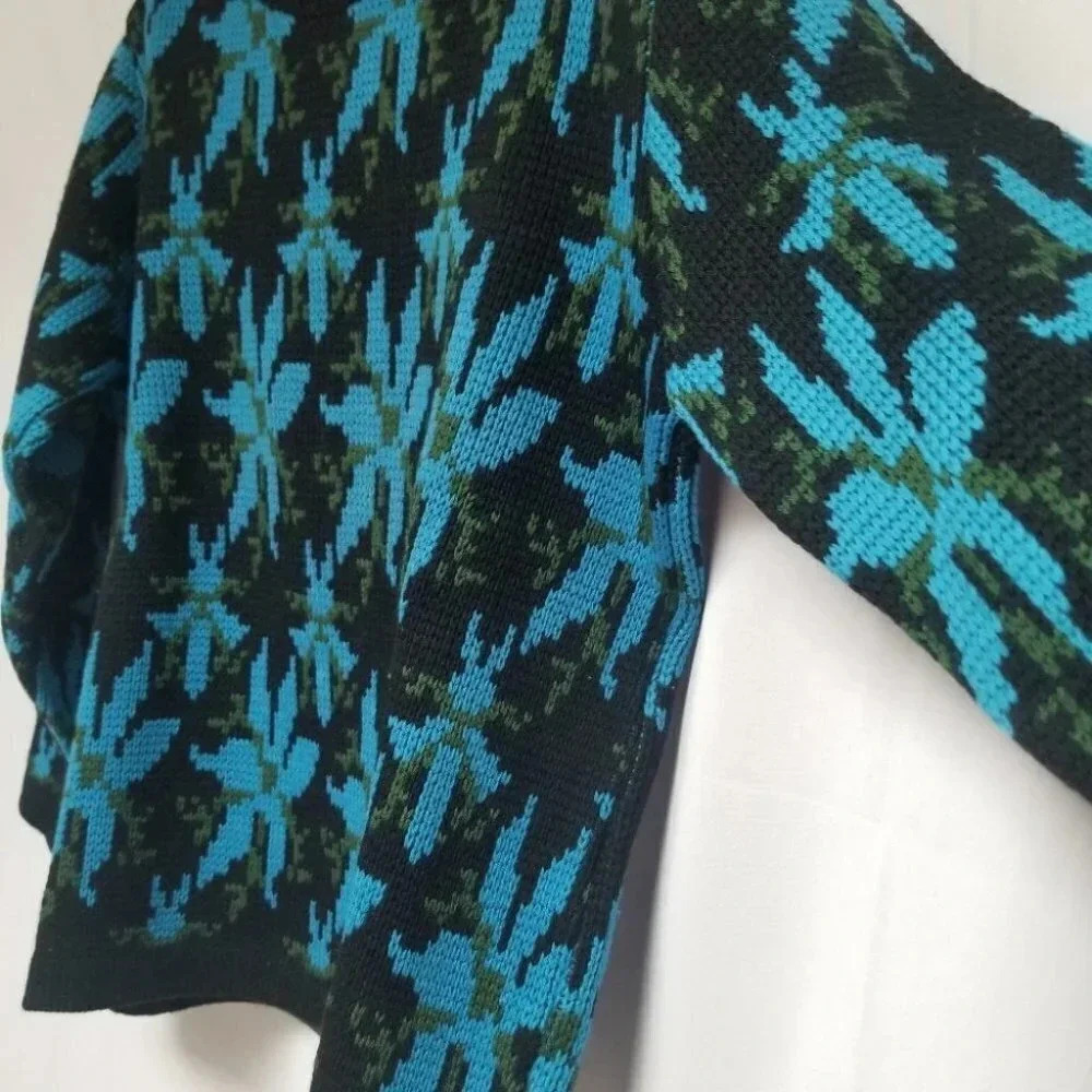 Hudson's Bay Company Vintage Sweater Blue Black Floral Print Ribbed  Knit - Picture 5 of 12